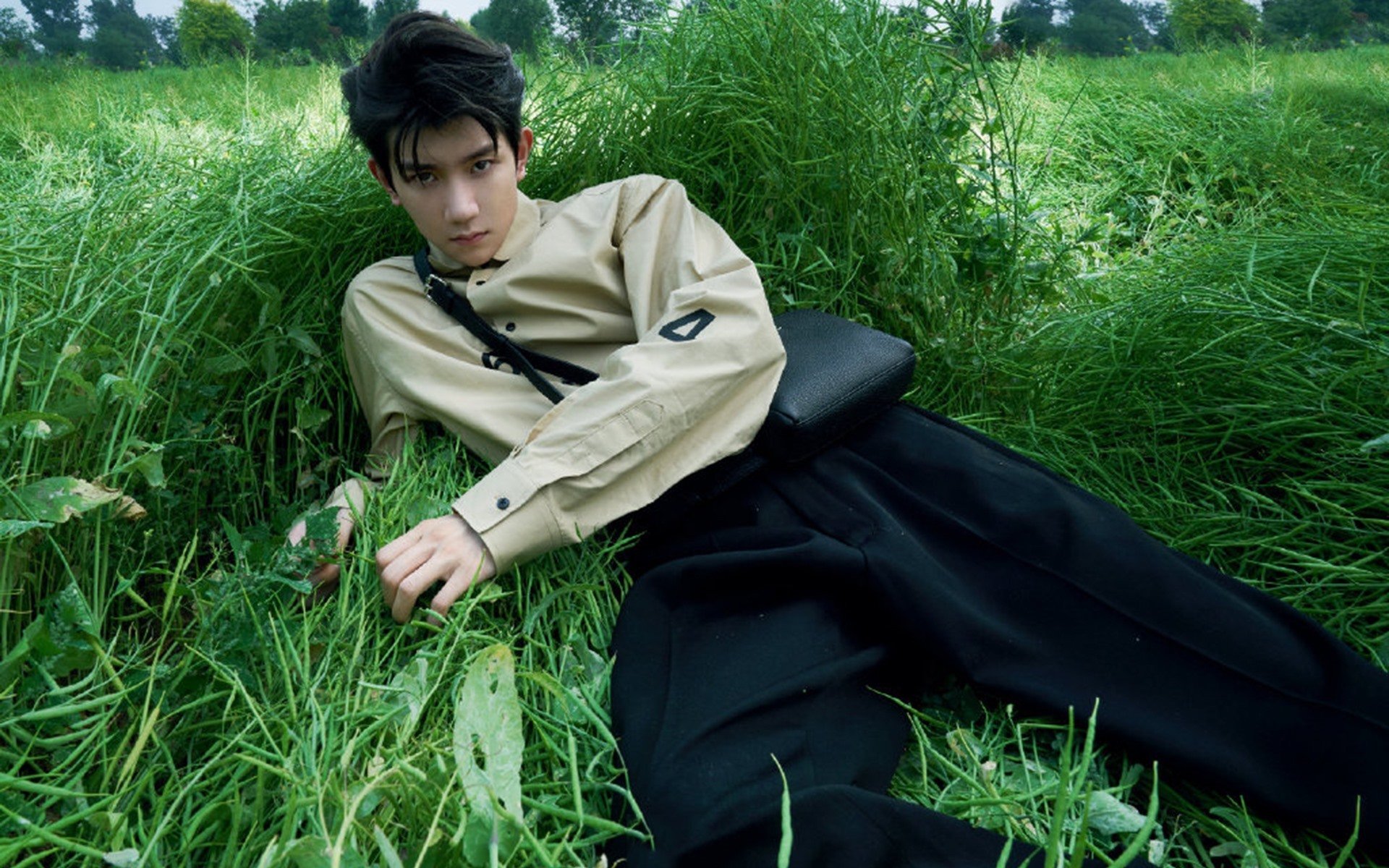 九游9游-篮网参加社区活动提升社会影响力，篮网队员面对球网站列举网多少厘米