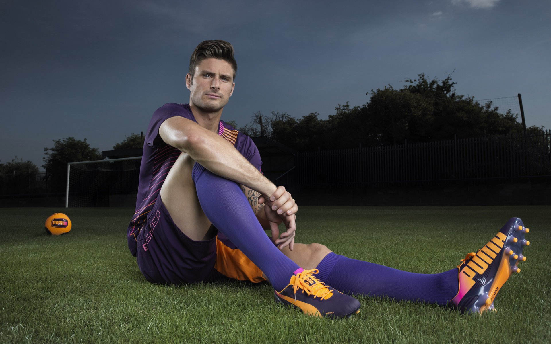 欧冠半决赛：巴萨与拜仁再踢两回合 这一次终由巴萨笑到最后